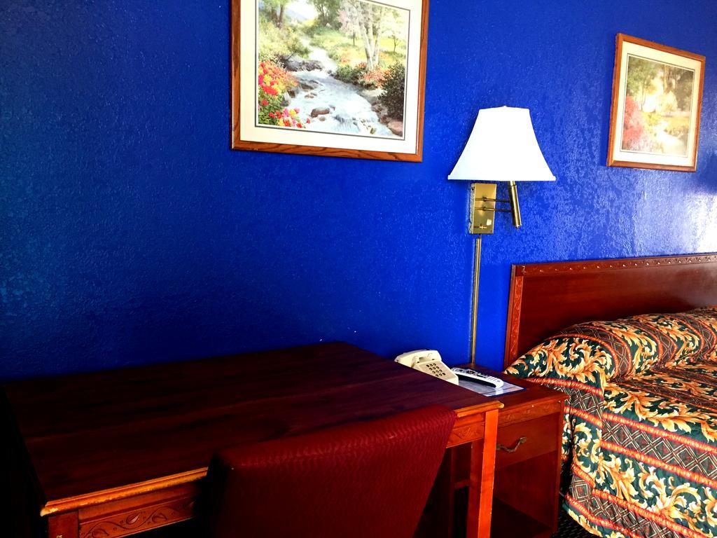 Crown Inn Grand Prairie Ngoại thất bức ảnh