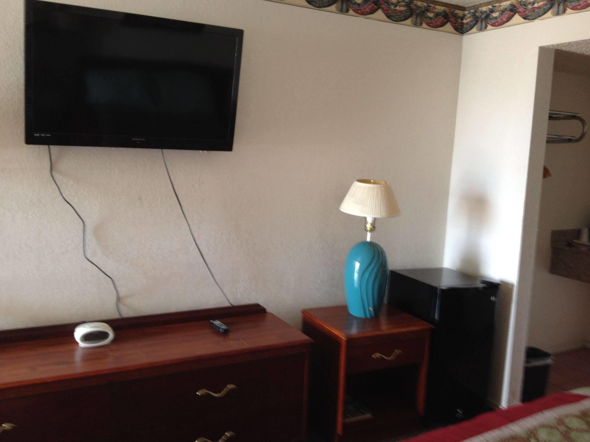 Crown Inn Grand Prairie Ngoại thất bức ảnh